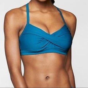 Athleta Twister Bikini 40B/C 40B 40C D165